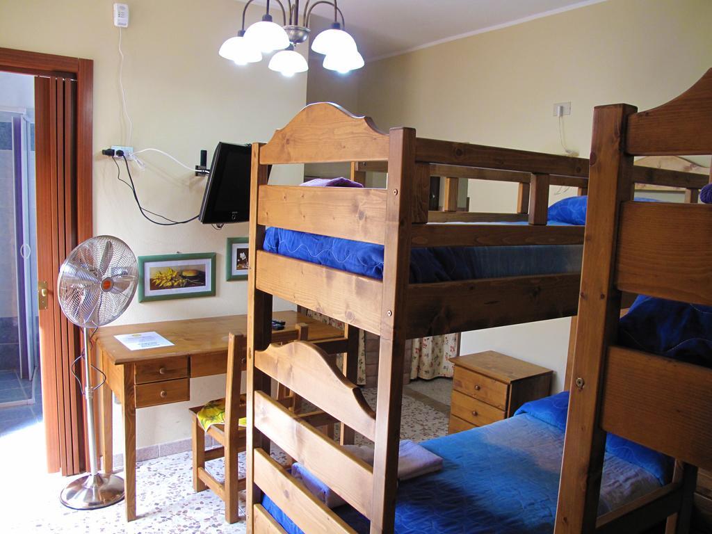 Apartmán Diving Center Punta Stilo Pokoj fotografie
