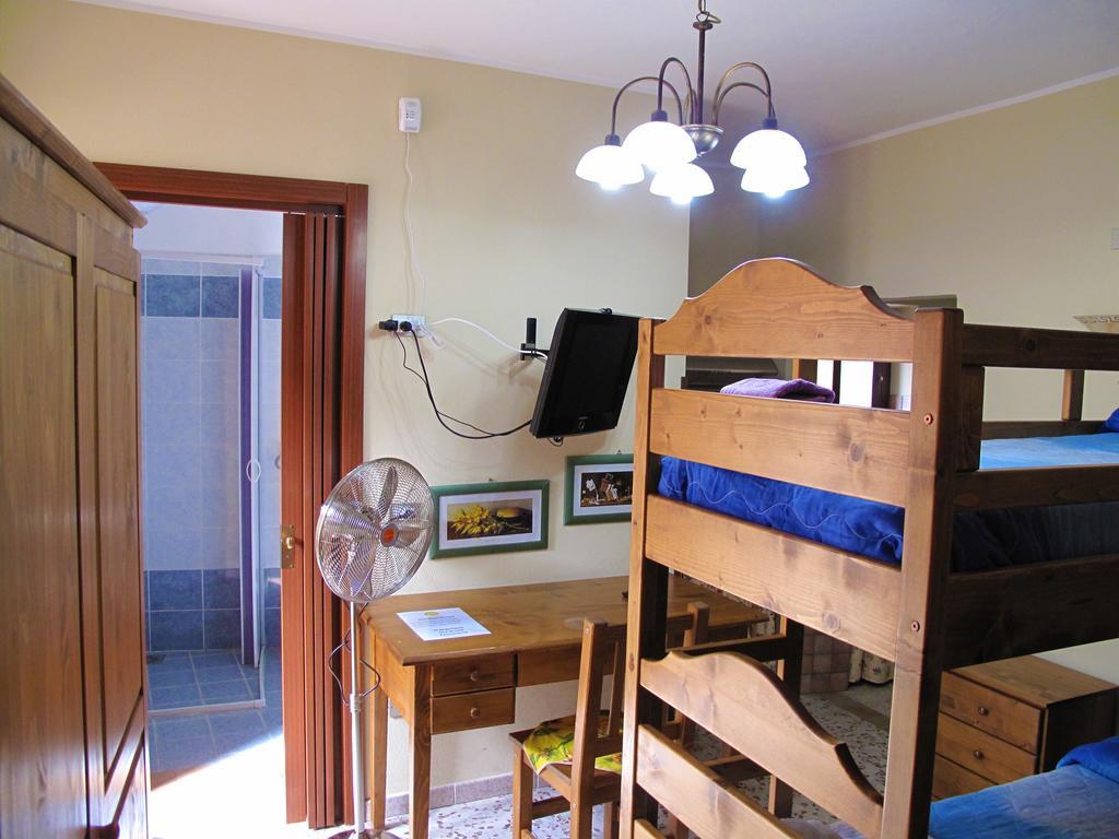 Apartmán Diving Center Punta Stilo Pokoj fotografie