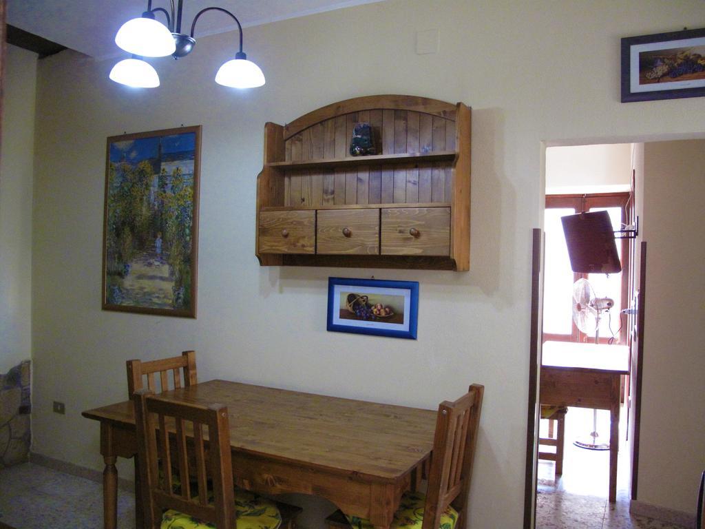 Apartmán Diving Center Punta Stilo Pokoj fotografie